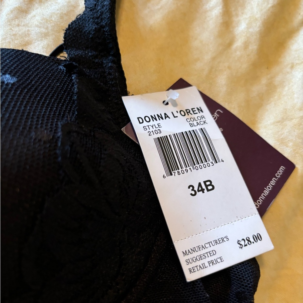 Lingerie - Picture 7 of 7